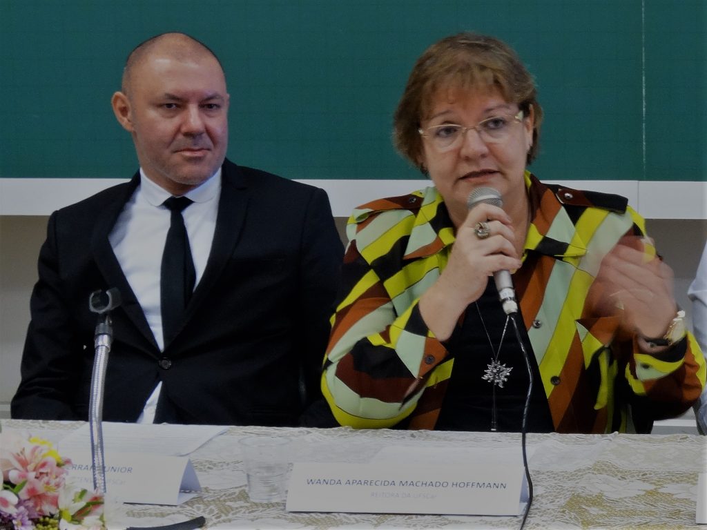 12-1024x768.jpg