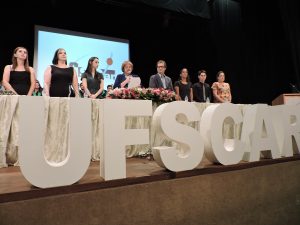 Colação-Medicina-7-300x225.jpg