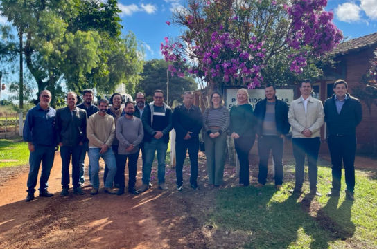 Encontro entre a UFSCar-LS e a comunidade local para diálogos estratégicos.