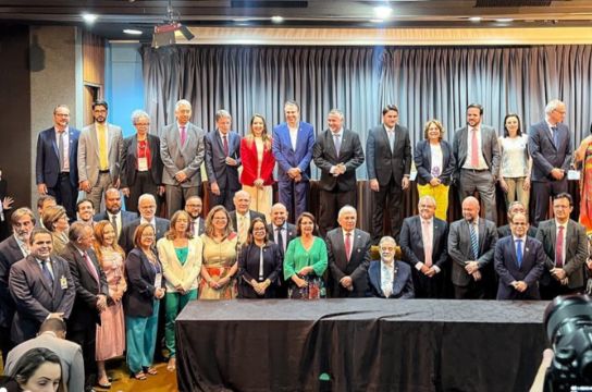 A UFSCar esteve representada pela Reitora, Ana Beatriz de Oliveira